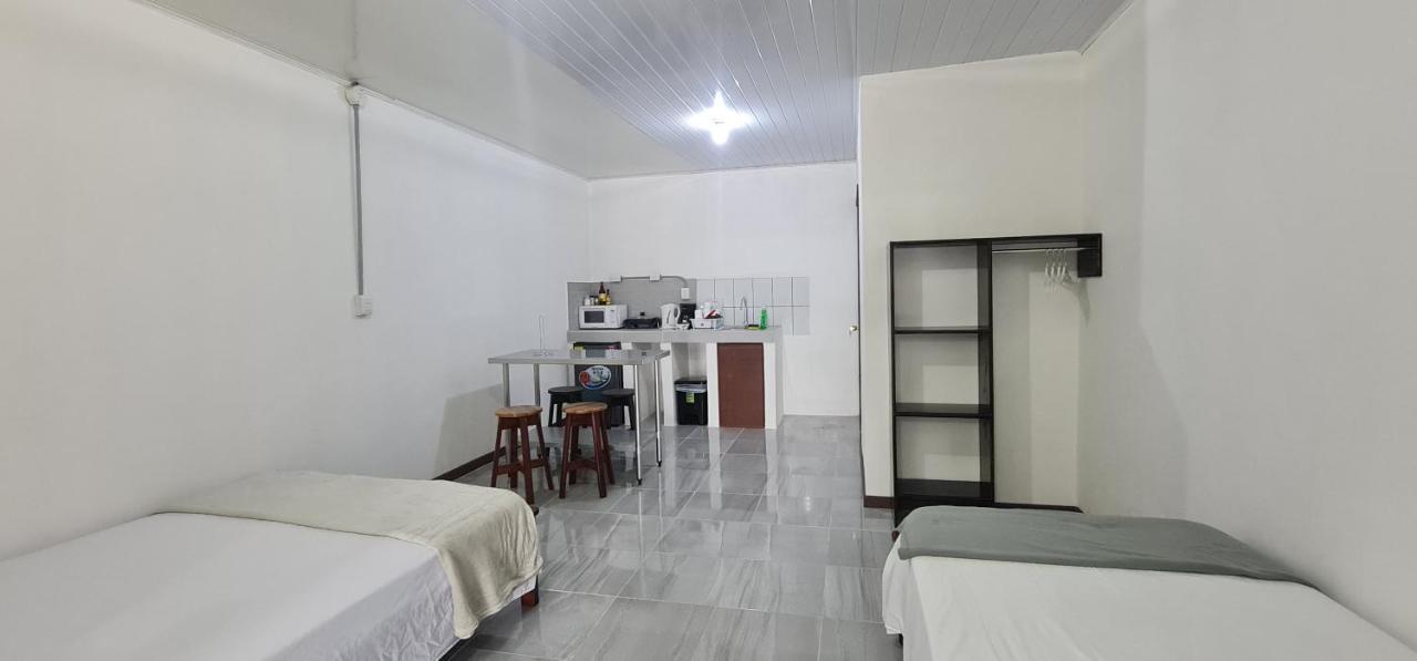 Siqurres Da Alegria Sleep&Go! Cabina Con 5 Camas Individuales - Siquirres Centro מראה חיצוני תמונה